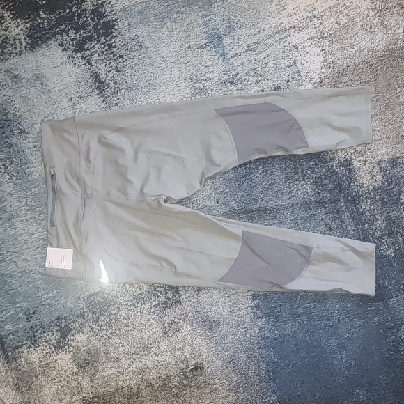 Nike Fast Dri-Fit Tight Fit Crop Length Leggings - Large / L - Picture 7 of 8